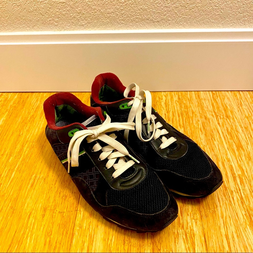 Black and Red Men's Sneakers
